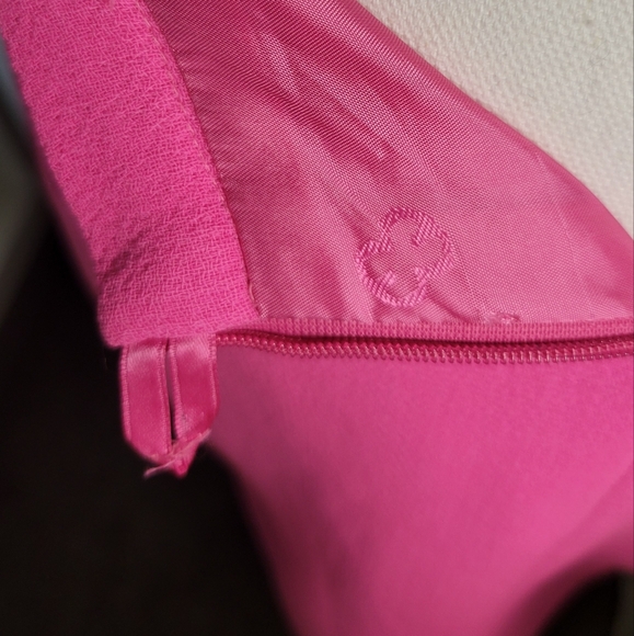 Escada Pink Skirt - Picture 6 of 6